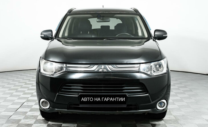 Mitsubishi Outlander - Фото 1