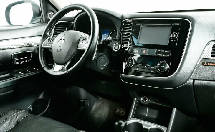 Mitsubishi Outlander - Фото 7