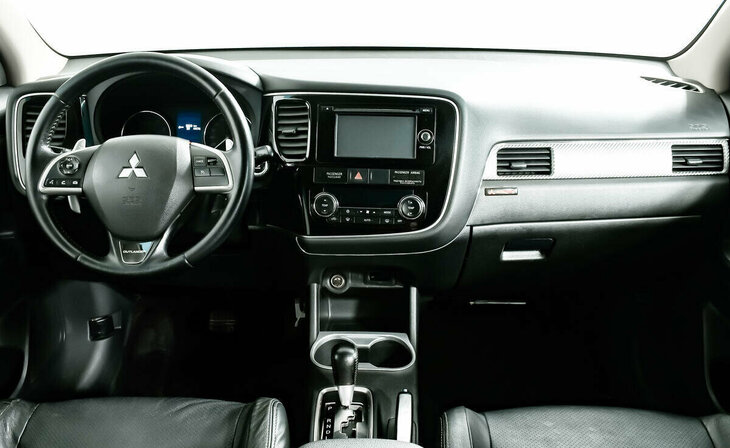 Mitsubishi Outlander - Фото 8