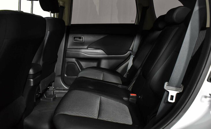 Mitsubishi Outlander - Фото 12