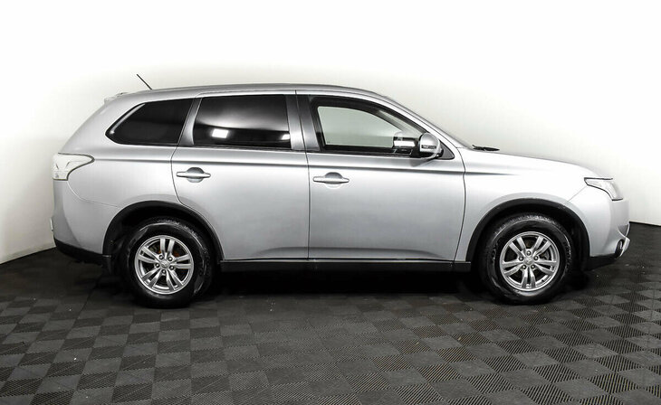Mitsubishi Outlander - Фото 3