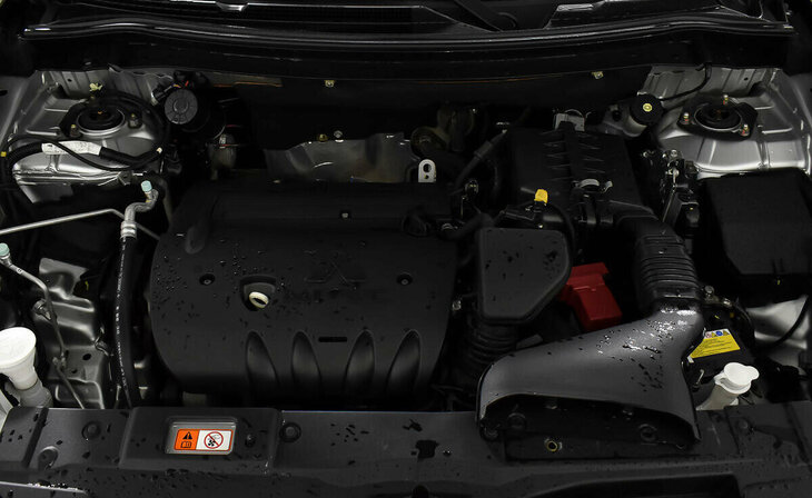 Mitsubishi Outlander - Фото 6