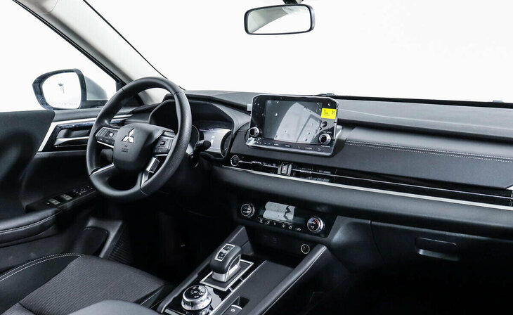 Mitsubishi Outlander - Фото 7