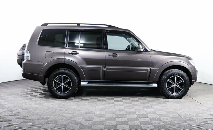 Mitsubishi Pajero - Фото 3