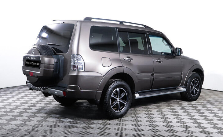 Mitsubishi Pajero - Фото 4
