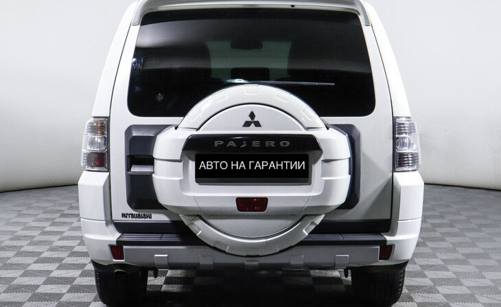 Mitsubishi Pajero - Фото 3