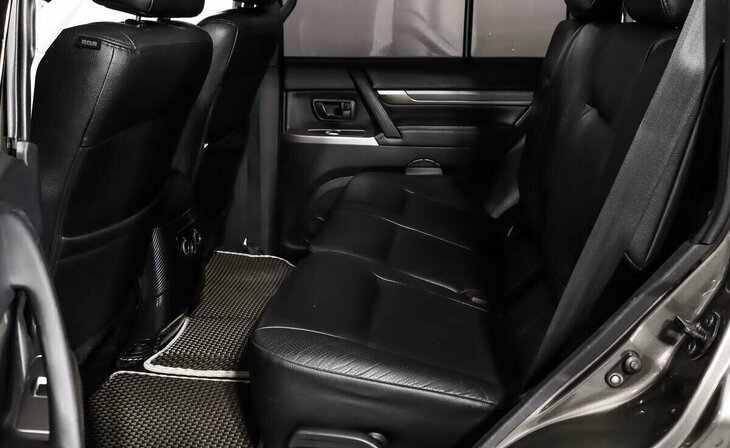 Mitsubishi Pajero - Фото 11