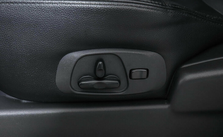 Mitsubishi Pajero - Фото 10