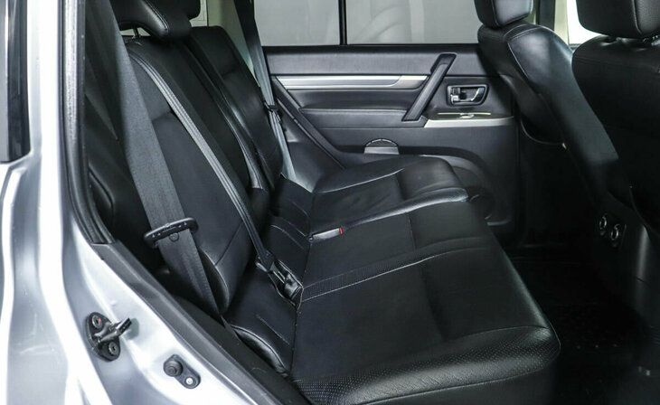 Mitsubishi Pajero - Фото 11