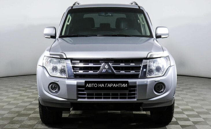 Mitsubishi Pajero - Фото 1