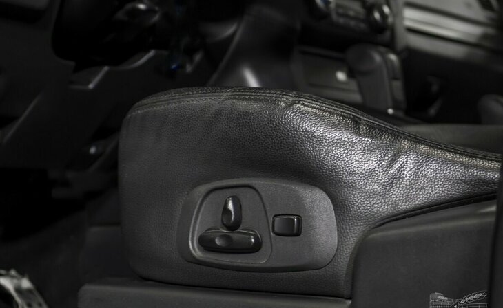 Mitsubishi Pajero - Фото 17