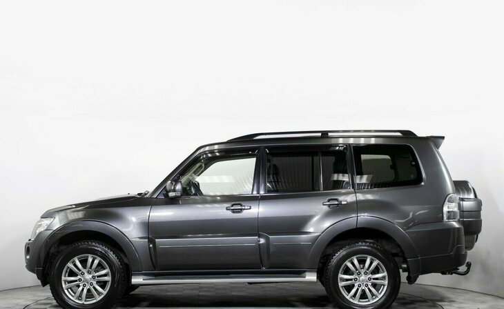 Mitsubishi Pajero - Фото 2