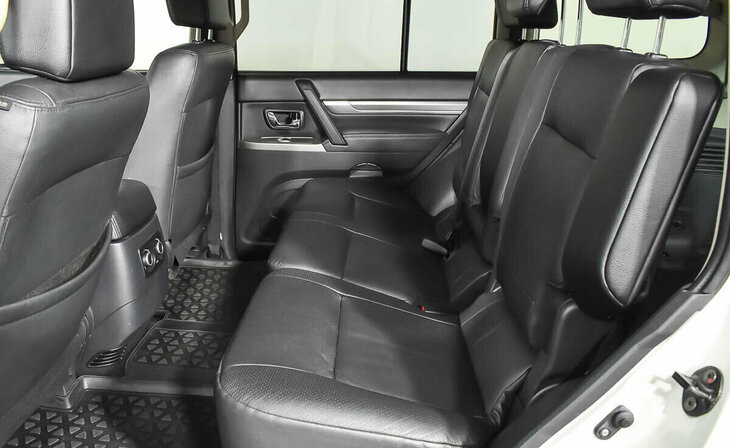 Mitsubishi Pajero - Фото 14