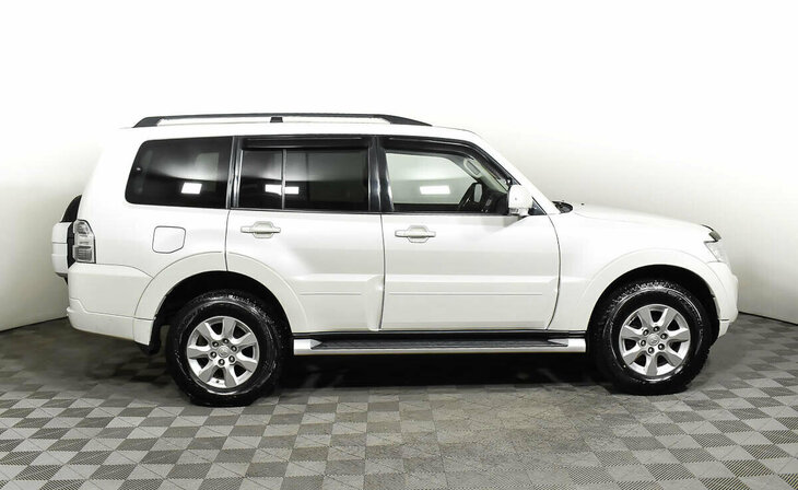 Mitsubishi Pajero - Фото 3