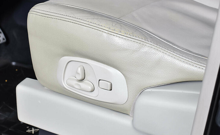 Mitsubishi Pajero - Фото 14