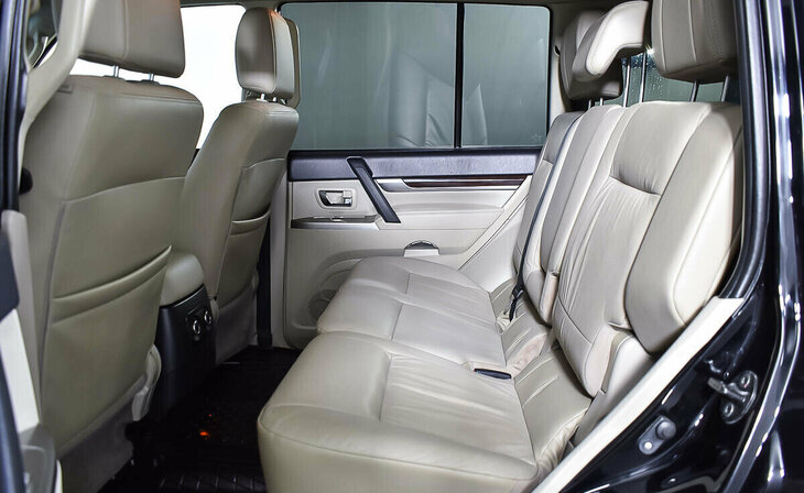 Mitsubishi Pajero - Фото 15