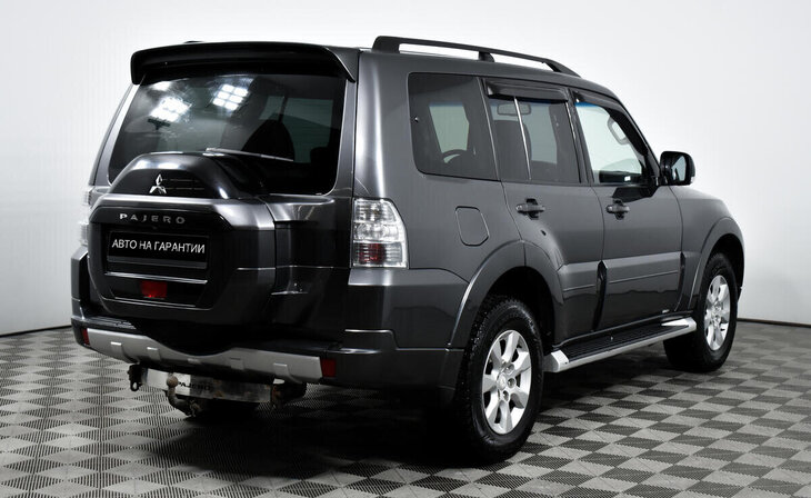 Mitsubishi Pajero - Фото 4