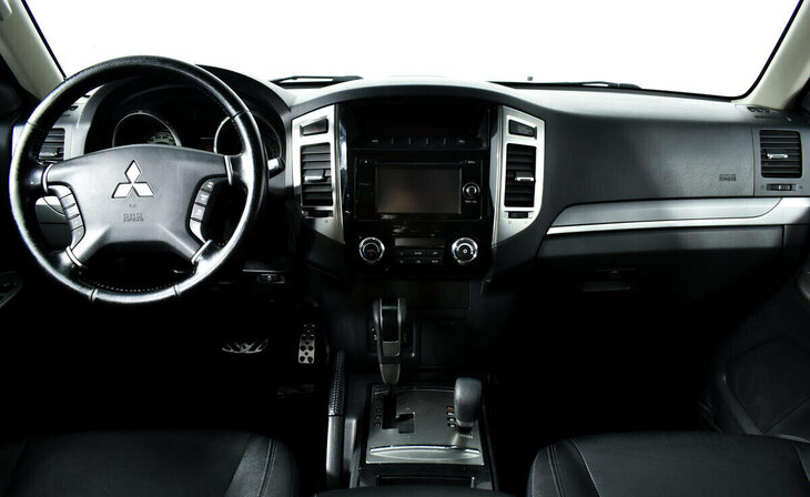 Mitsubishi Pajero - Фото 8