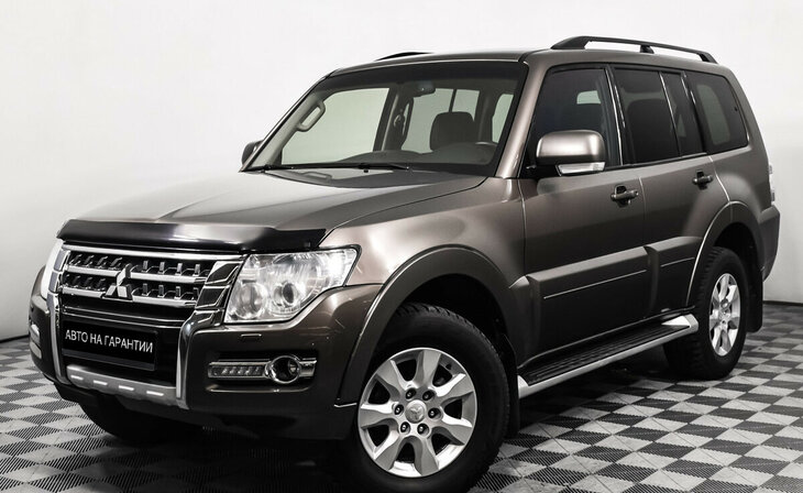 Mitsubishi Pajero - Фото 0