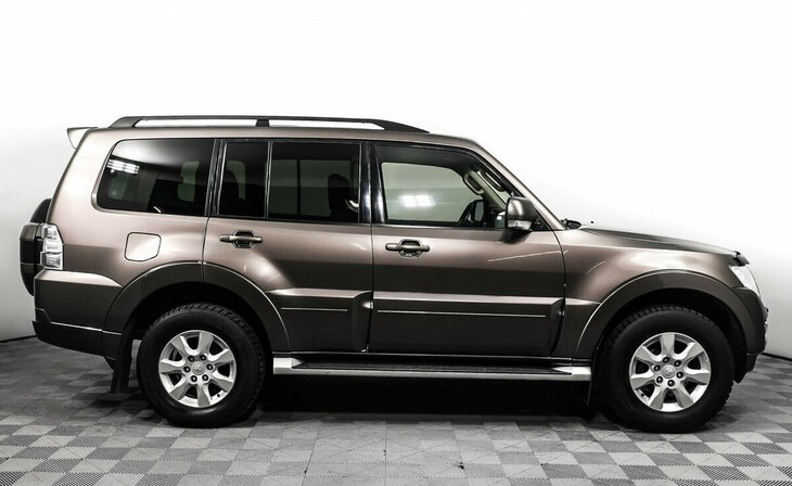 Mitsubishi Pajero - Фото 3