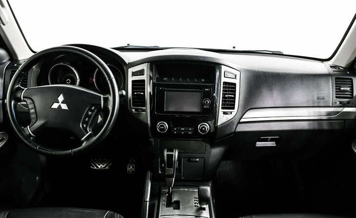 Mitsubishi Pajero - Фото 8