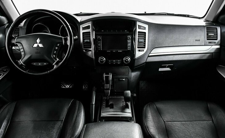 Mitsubishi Pajero - Фото 8