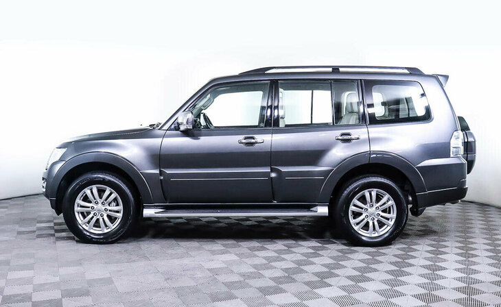 Mitsubishi Pajero - Фото 2