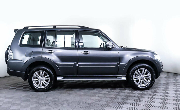Mitsubishi Pajero - Фото 3