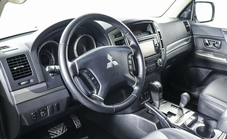 Mitsubishi Pajero - Фото 7