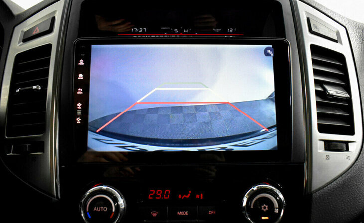 Mitsubishi Pajero - Фото 10