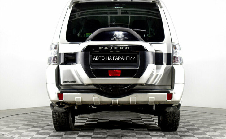 Mitsubishi Pajero - Фото 3