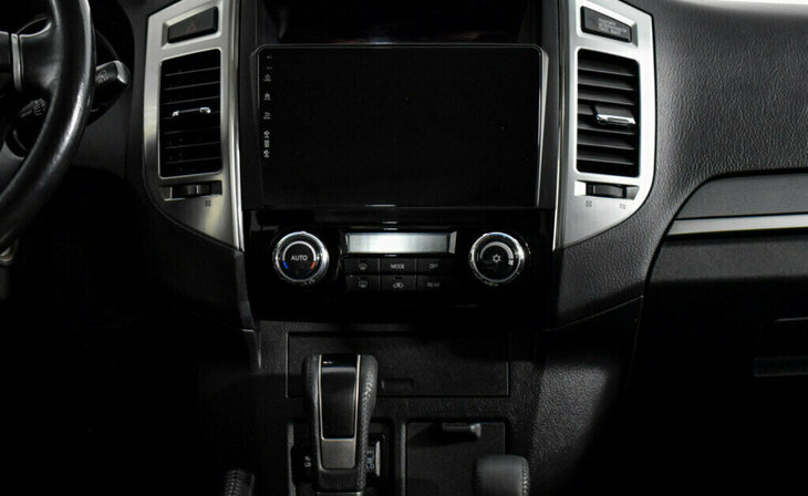 Mitsubishi Pajero - Фото 8