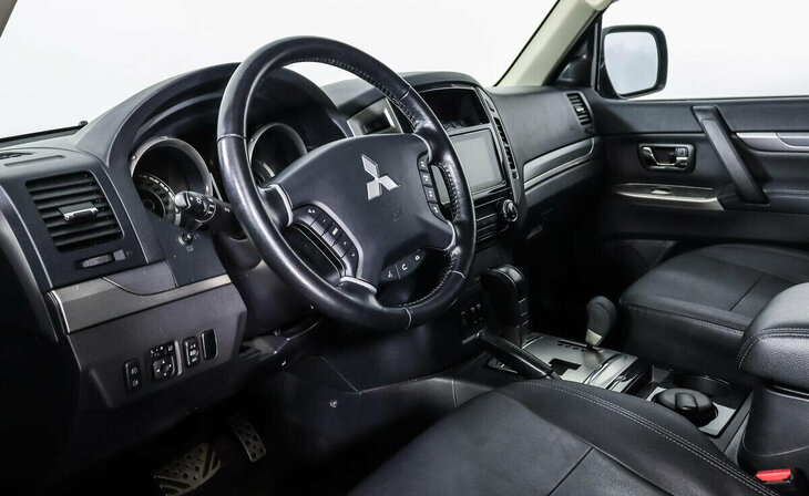 Mitsubishi Pajero - Фото 5