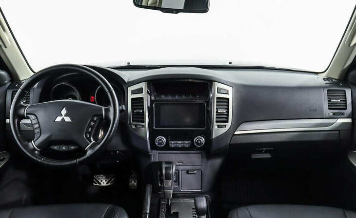 Mitsubishi Pajero - Фото 6