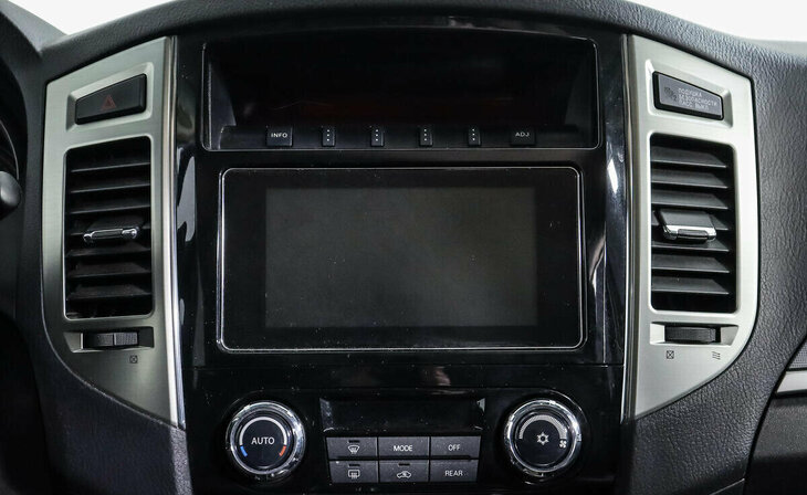 Mitsubishi Pajero - Фото 7