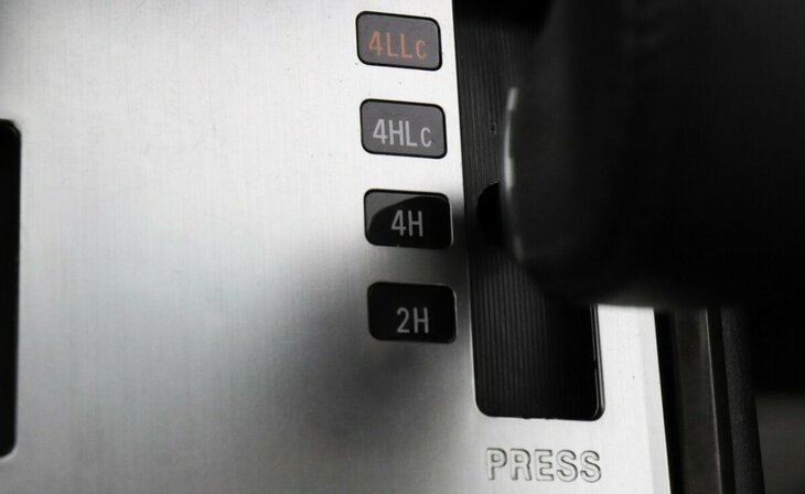 Mitsubishi Pajero - Фото 10