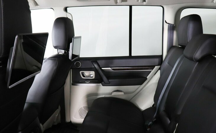 Mitsubishi Pajero - Фото 14