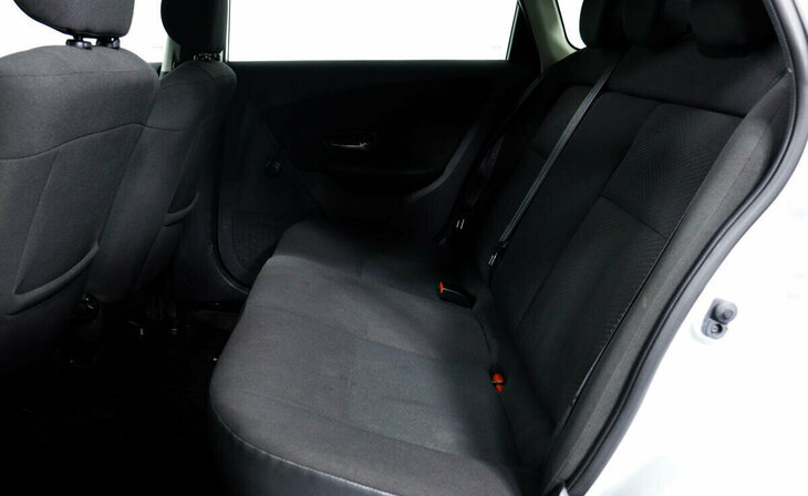 Nissan Almera - Фото 7