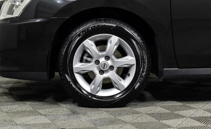 Nissan Almera - Фото 4