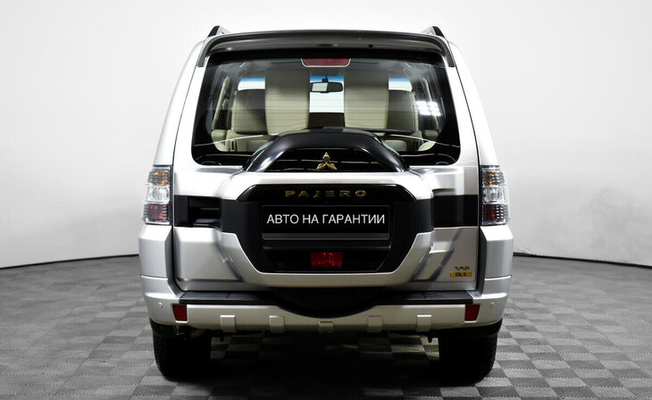 Mitsubishi Pajero - Фото 5