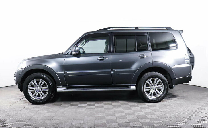 Mitsubishi Pajero - Фото 2