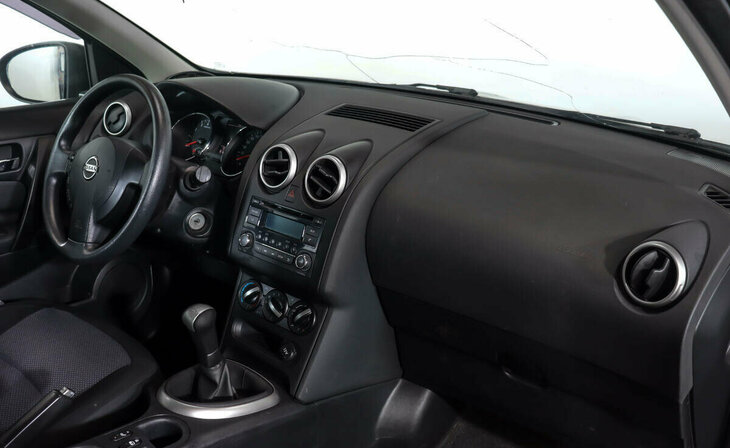 Nissan Qashqai - Фото 6