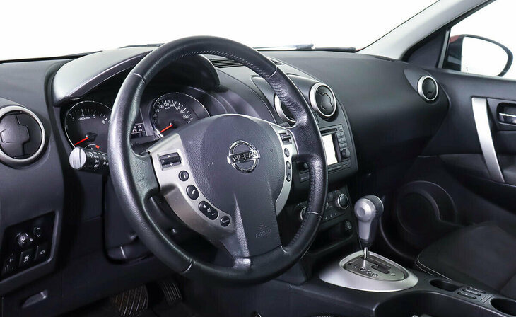 Nissan Qashqai - Фото 9
