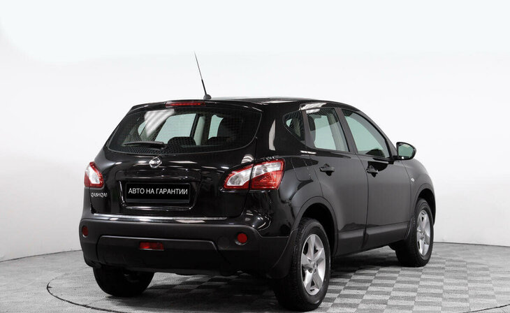 Nissan Qashqai - Фото 1