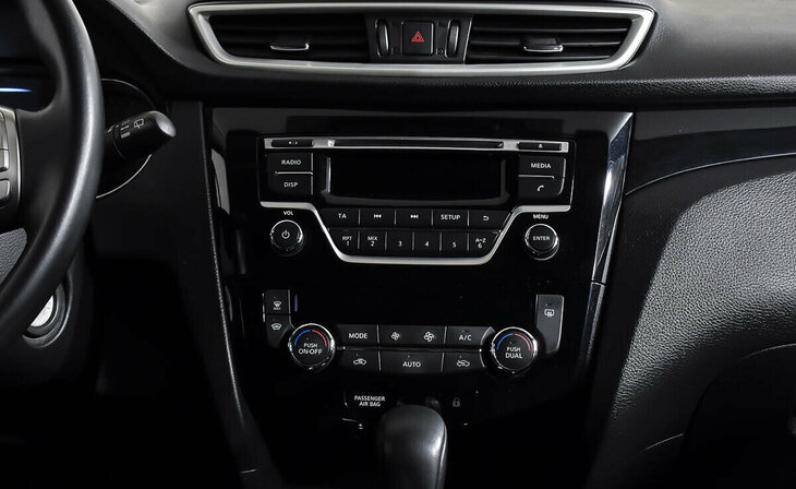 Nissan Qashqai - Фото 12