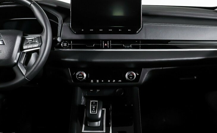 Mitsubishi Outlander - Фото 14