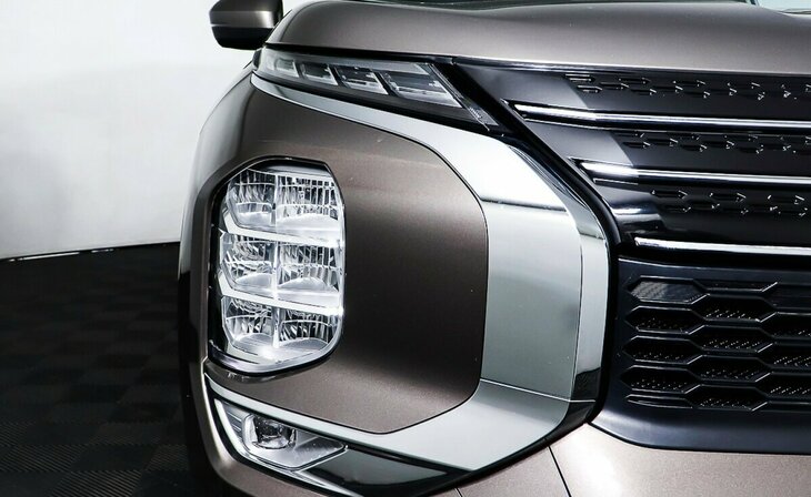 Mitsubishi Outlander - Фото 6