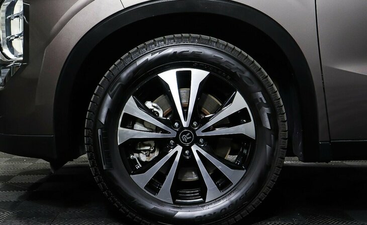 Mitsubishi Outlander - Фото 8