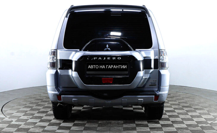 Mitsubishi Pajero - Фото 3