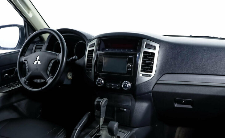 Mitsubishi Pajero - Фото 4